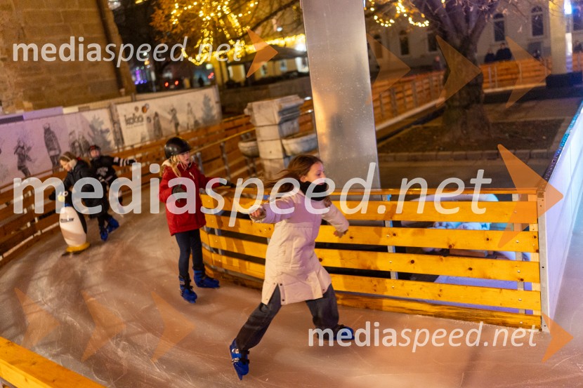 Čarobno drsališče v Mariboru