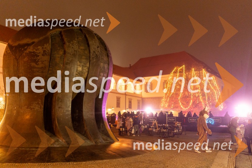 Čarobno drsališče v Mariboru