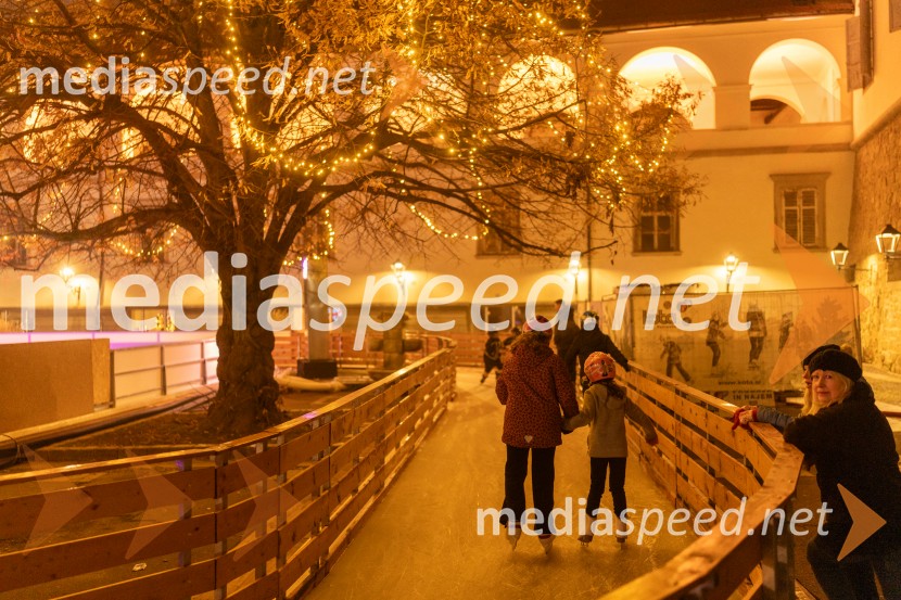 Čarobno drsališče v Mariboru