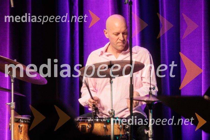 Patetico z novim projektom Armadilo: glasbena izkušnja ranljivosti in moči