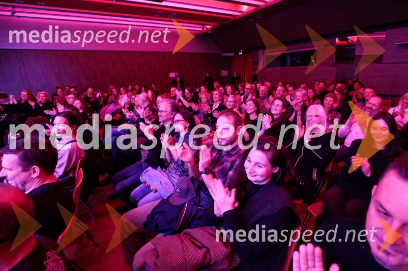 Patetico z novim projektom Armadilo: glasbena izkušnja ranljivosti in moči