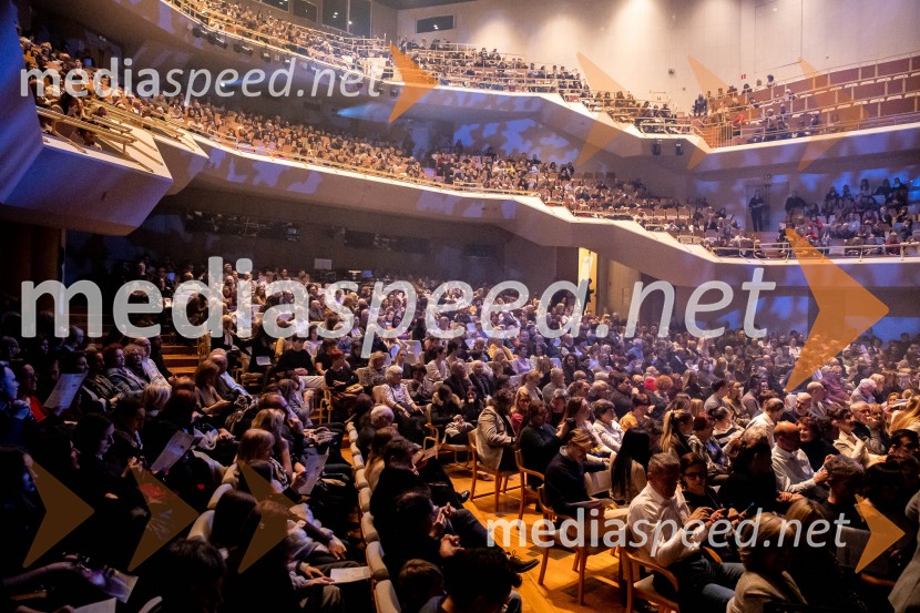 Cankarjev dom v znamenju sanj: TITIZÉ Beneško sanjarjenje