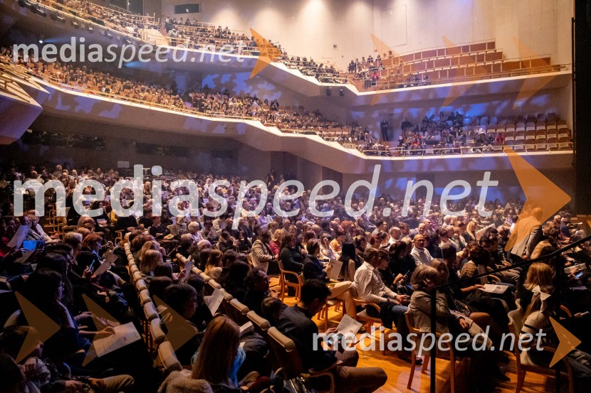 Cankarjev dom v znamenju sanj: TITIZÉ Beneško sanjarjenje