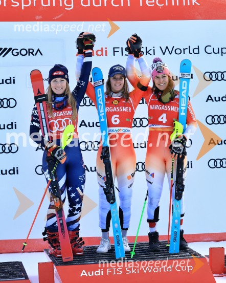  Mikaela Shiffrin, smučarka (ZDA);  Camille Rast, smučarka (Švica);  Wendy Holdener, smučarka (Švica)FIS SP v smučanju za ženske Kranjska Gora 2026 slalom