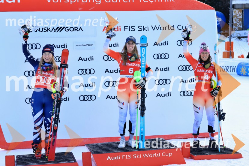  Mikaela Shiffrin, smučarka (ZDA);  Camille Rast, smučarka (Švica);  Wendy Holdener, smučarka (Švica)FIS SP v smučanju za ženske Kranjska Gora 2026 slalom