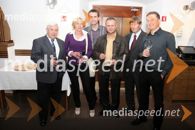 Milan Kučan, nekdanji presednik Republike Slovenije, ..., Gorazd Kocbek, Oljarna Kocbek, ..., ... in Danilo Steyer, vinogradništvo Steyer vinaOkusi Slovenije, 80 let oljarne Kocbek