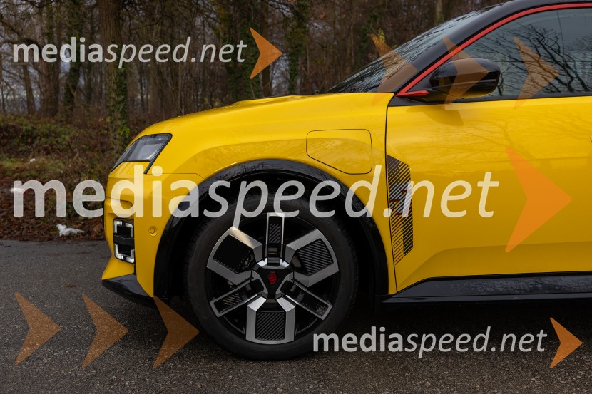 Renault 5: ICONIC CINQ 150 COMFORT RANGE