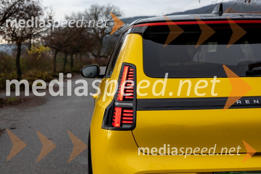 Renault 5: ICONIC CINQ 150 COMFORT RANGE