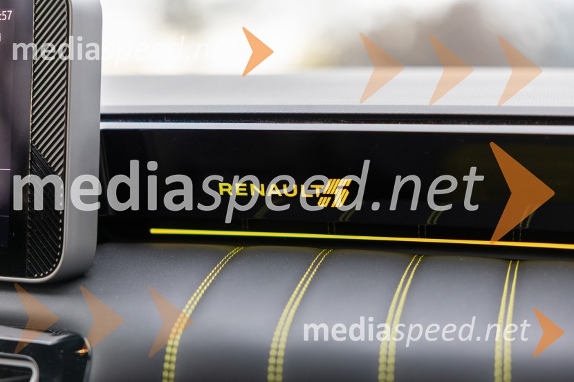 Renault 5: ICONIC CINQ 150 COMFORT RANGE