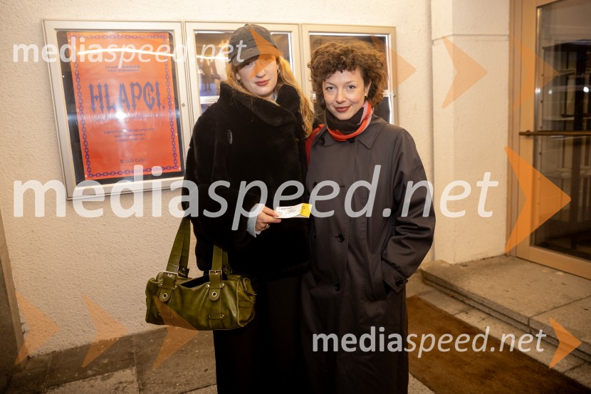 Hlapci - dokumentarec za prihodnost: krstna uprizoritev sodobne reinterpretacije Cankarja