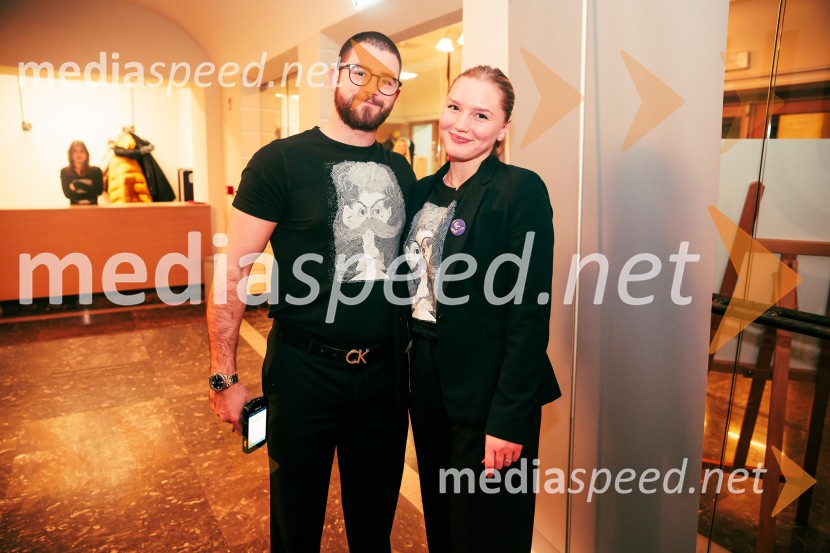 Hlapci - dokumentarec za prihodnost: krstna uprizoritev sodobne reinterpretacije Cankarja