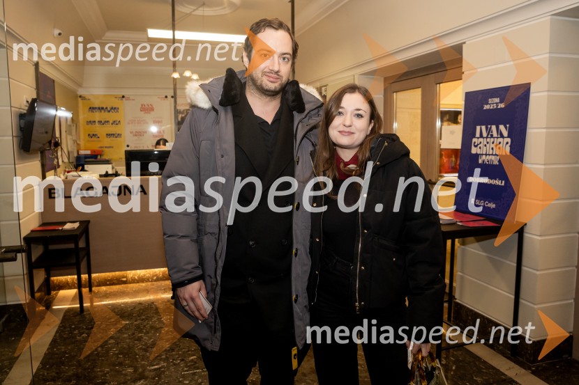 Hlapci - dokumentarec za prihodnost: krstna uprizoritev sodobne reinterpretacije Cankarja