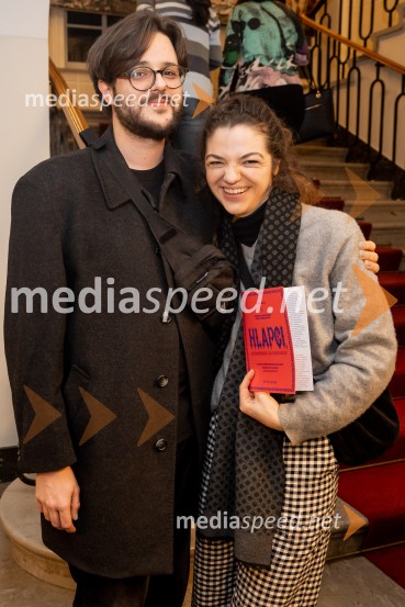 Hlapci - dokumentarec za prihodnost: krstna uprizoritev sodobne reinterpretacije Cankarja