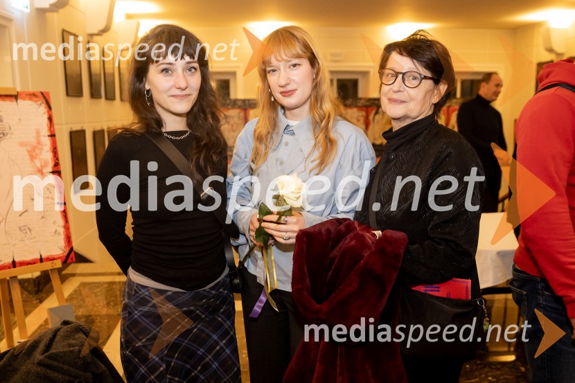 Hlapci - dokumentarec za prihodnost: krstna uprizoritev sodobne reinterpretacije Cankarja