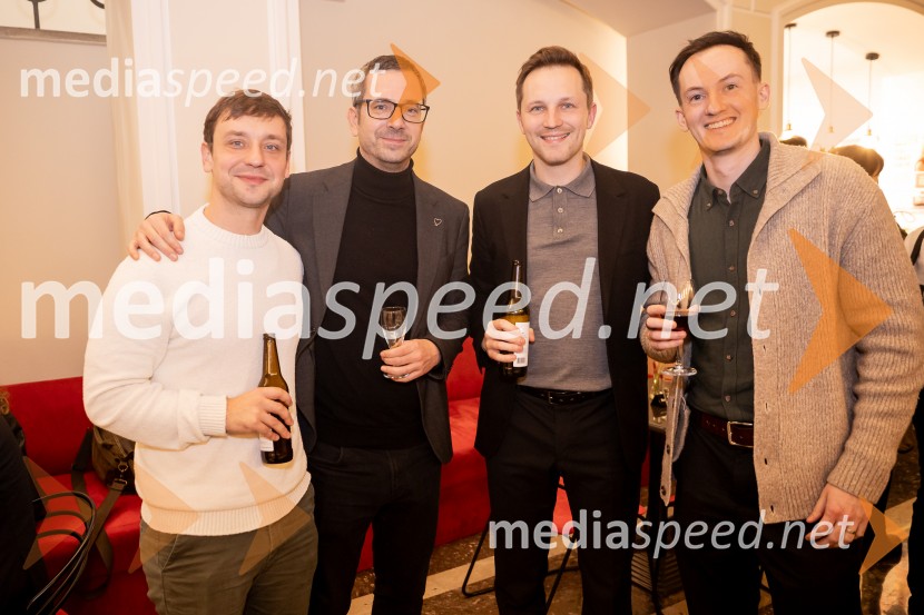 Hlapci - dokumentarec za prihodnost: krstna uprizoritev sodobne reinterpretacije Cankarja