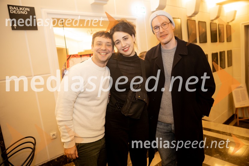 Hlapci - dokumentarec za prihodnost: krstna uprizoritev sodobne reinterpretacije Cankarja