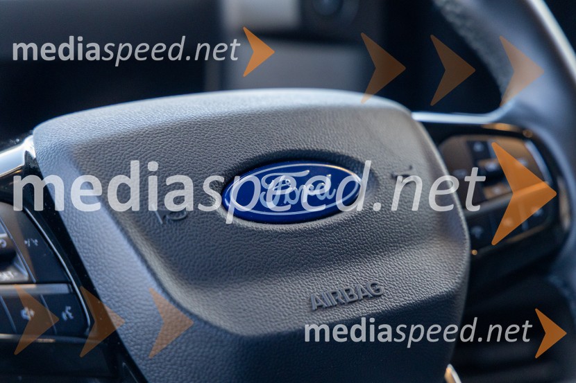 FORD E-TRANSIT CUSTOM FURGON