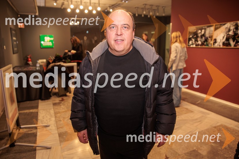 Cankarjev dom: Zločin v blatnem dolu