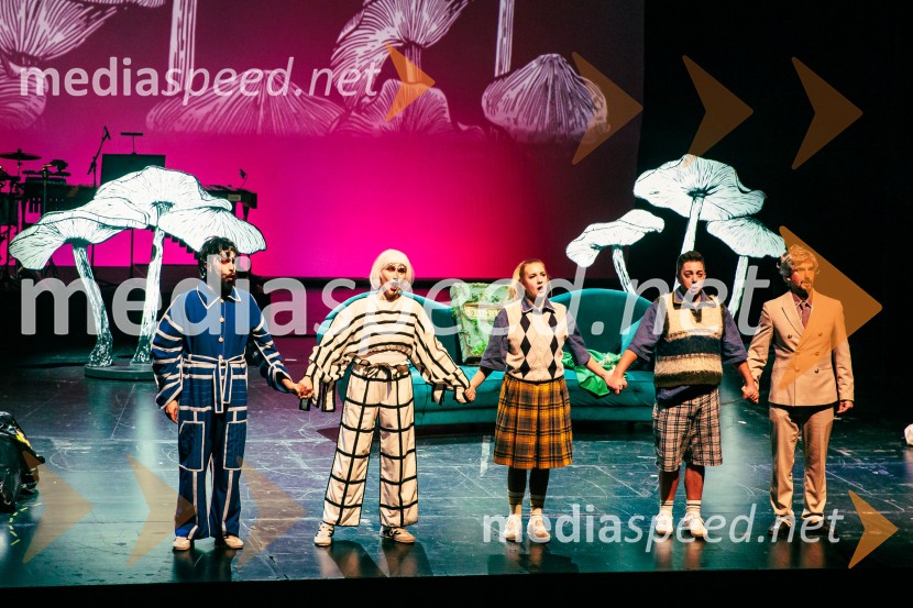 Cankarjev dom: Zločin v blatnem dolu