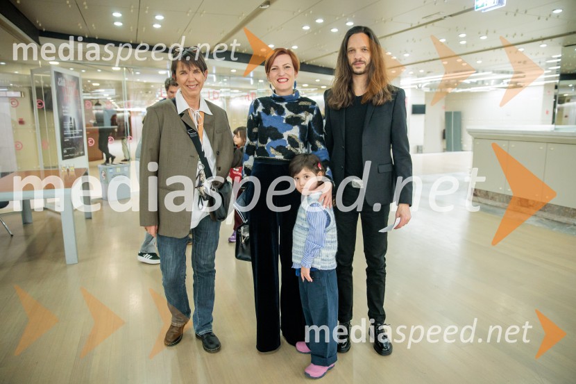 Cankarjev dom: Zločin v blatnem dolu