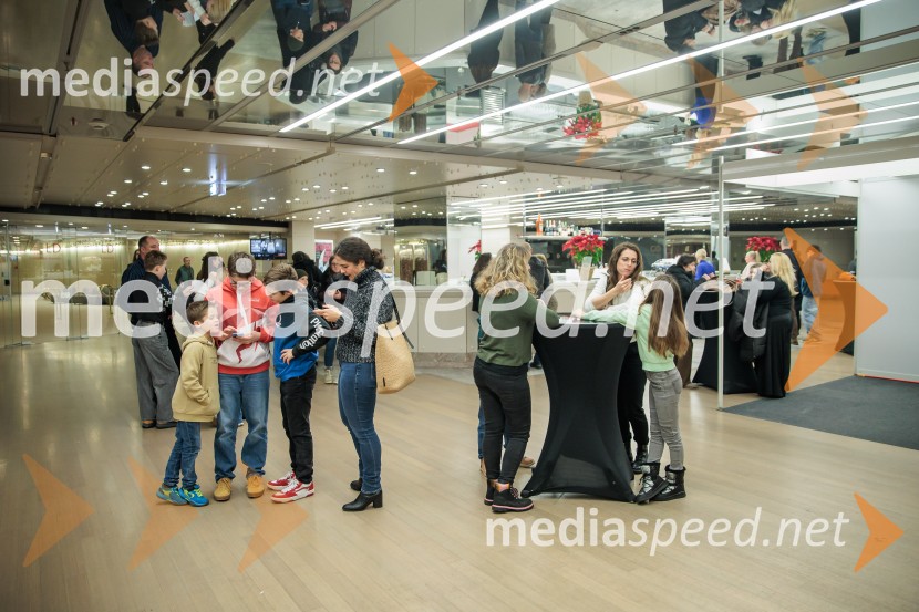 Cankarjev dom: Zločin v blatnem dolu