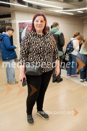  Teja Pelko, novinarkaBratovščina Sinjega galeba, Cankarjev dom