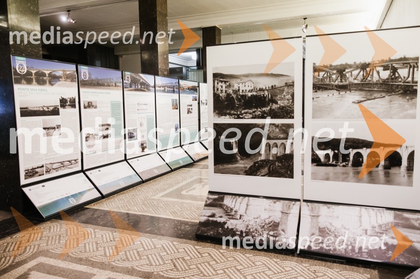 Reka Soča in njeni mostovi, razstava