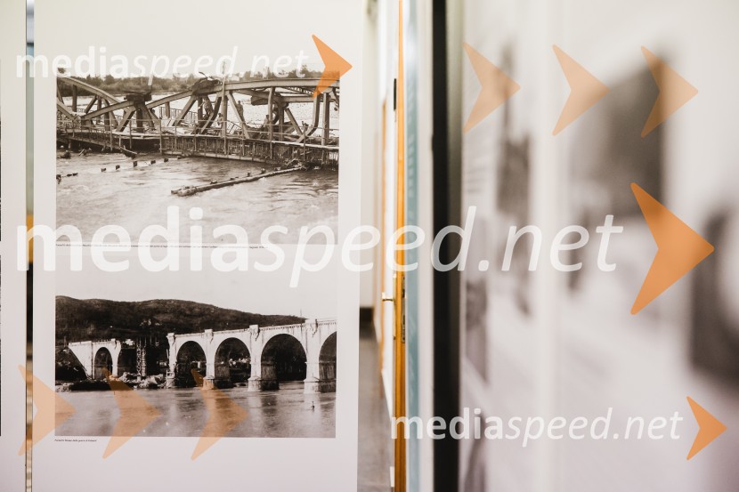 Reka Soča in njeni mostovi, razstava