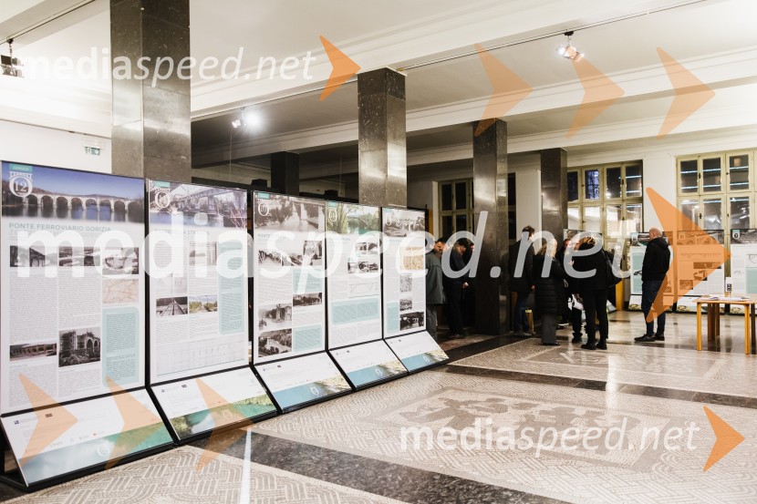 Reka Soča in njeni mostovi, razstava