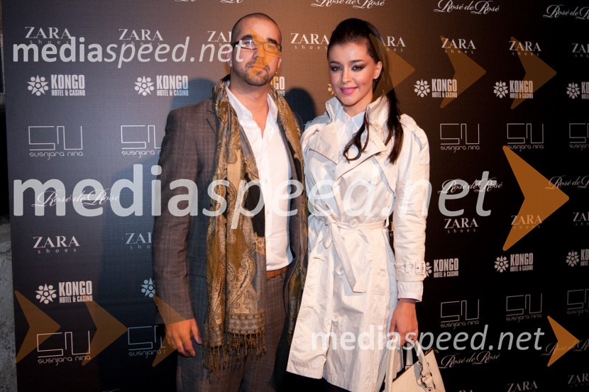 Sanja Grohar, pevka, manekenka in Miss Slovenije 2005 ter njen zaročenec Pedro Luis - SamiNina Šušnjara, modna revija