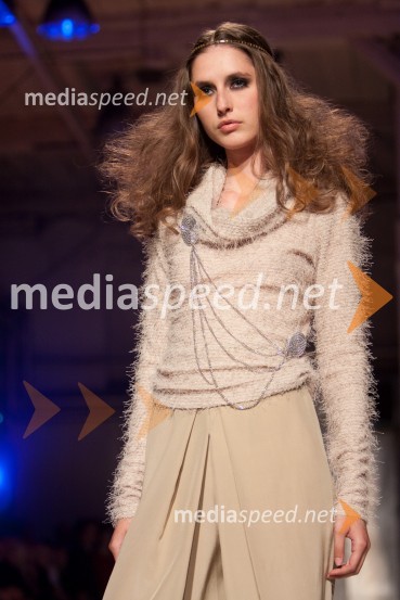 ManekenkaNina Šušnjara, modna revija