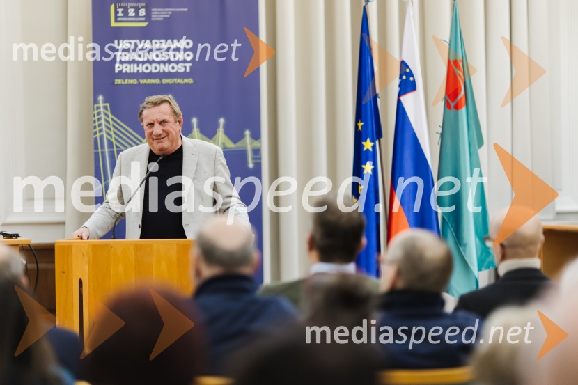 Reka Soča in njeni mostovi, razstava