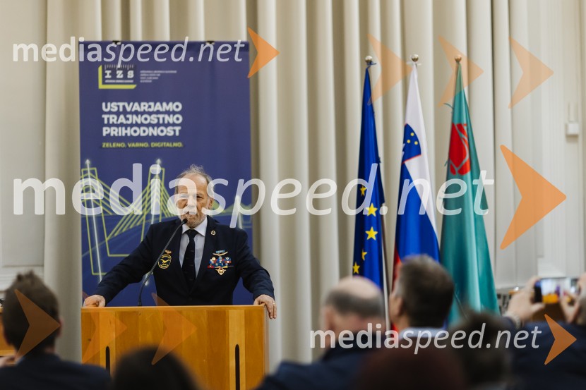 Reka Soča in njeni mostovi, razstava