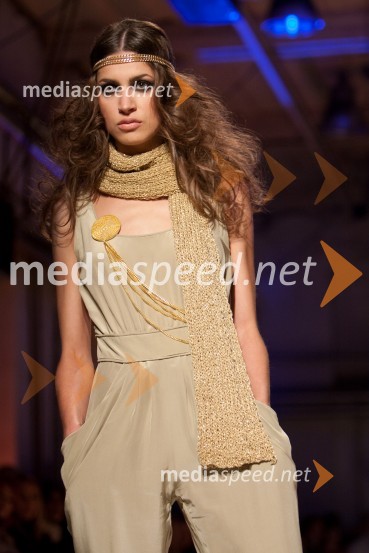 ManekenkaNina Šušnjara, modna revija