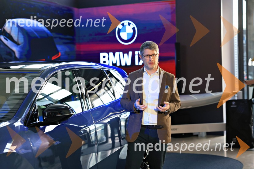  Matjaž Rakovec, župan Mestne občine KranjNovi BMW iX3 in BMW Sipaboard, slovenska predstavitev