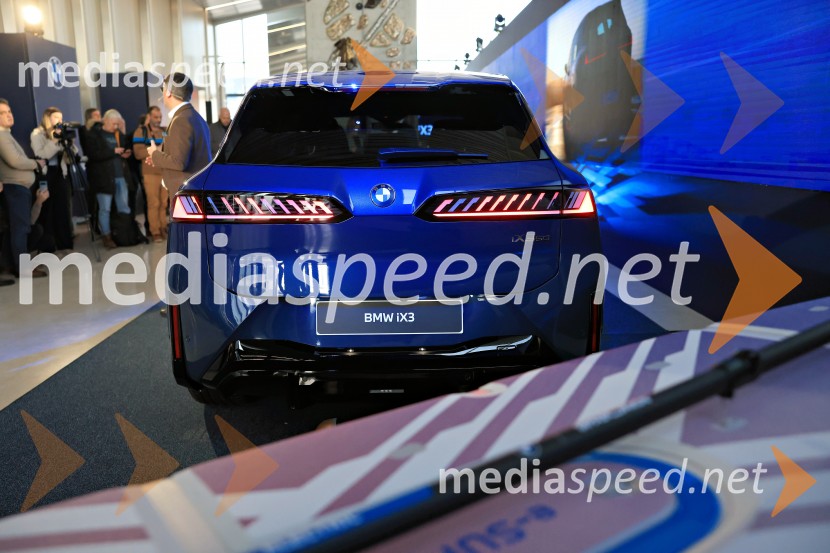 Novi BMW iX3 in BMW Sipaboard, slovenska predstavitev