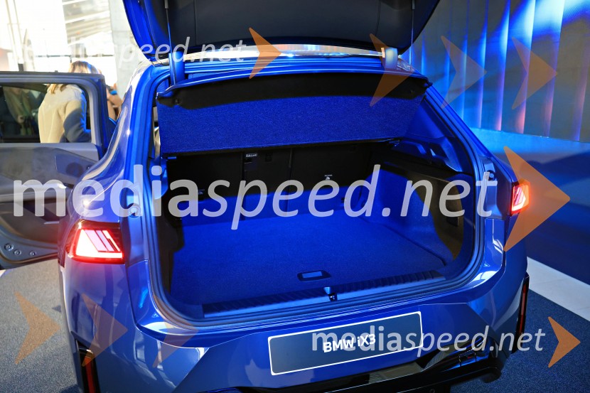 Novi BMW iX3 in BMW Sipaboard, slovenska predstavitev
