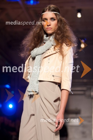 ManekenkaNina Šušnjara, modna revija