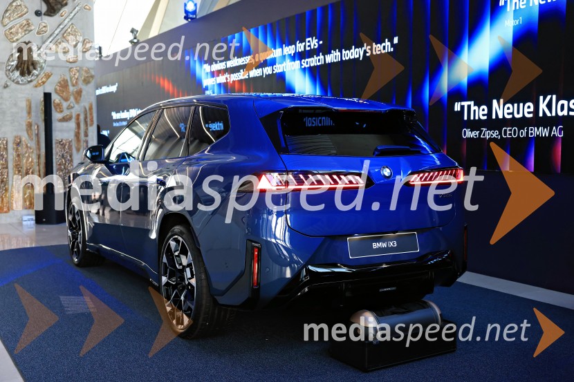 Novi BMW iX3 in BMW Sipaboard, slovenska predstavitev