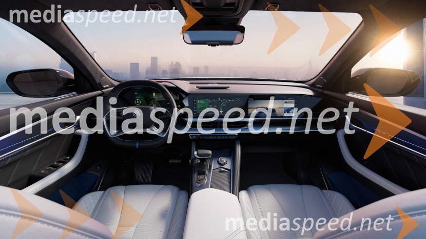 Renault Filante: drzen novi obraz Renaultove globalne prihodnosti