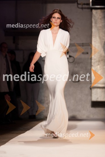 ManekenkaNina Šušnjara, modna revija