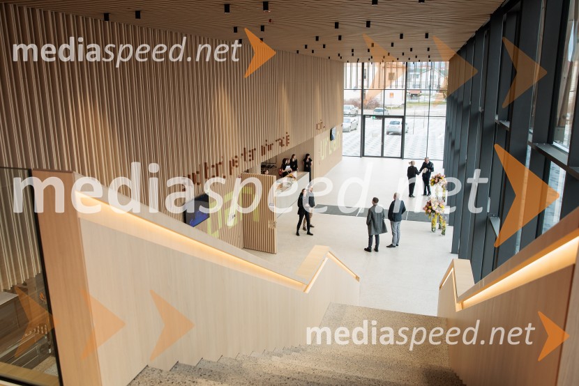 Zgodovinski dogodek za Ribnico. Urban center je odprt