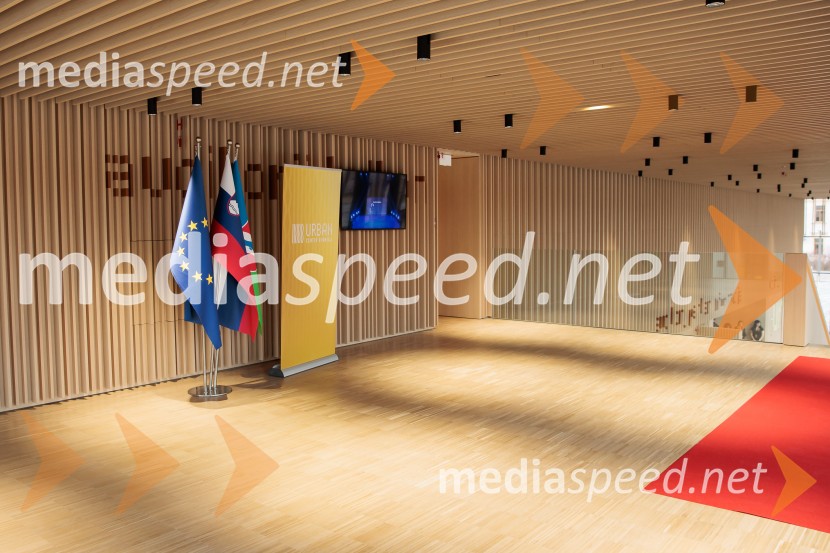 Zgodovinski dogodek za Ribnico. Urban center je odprt