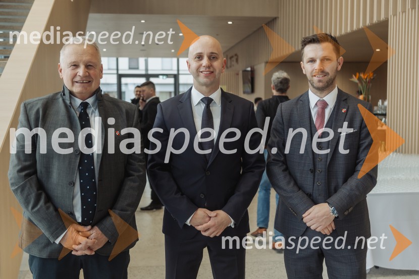 Zgodovinski dogodek za Ribnico. Urban center je odprt