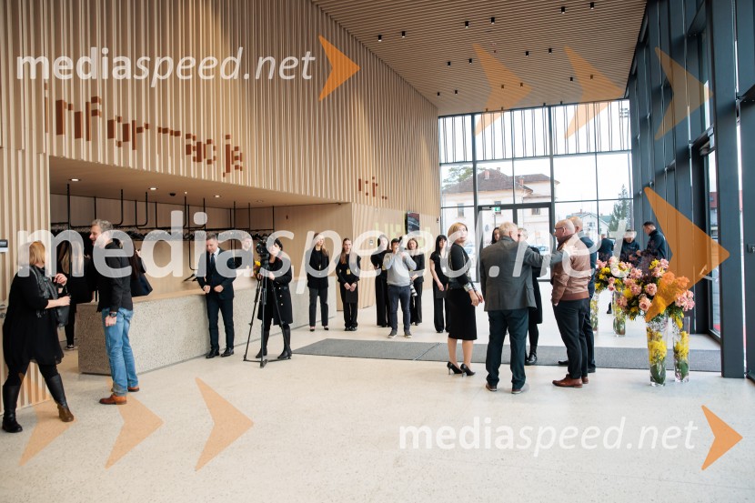 Zgodovinski dogodek za Ribnico. Urban center je odprt