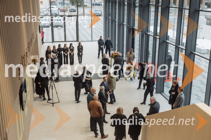 Zgodovinski dogodek za Ribnico. Urban center je odprt