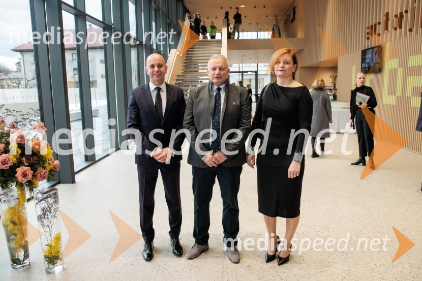 Zgodovinski dogodek za Ribnico. Urban center je odprt