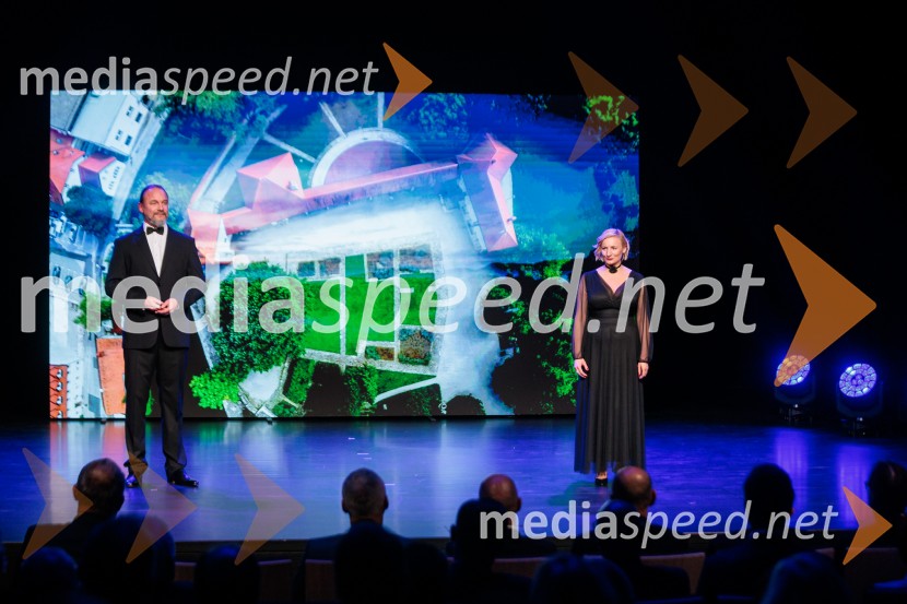 Zgodovinski dogodek za Ribnico. Urban center je odprt