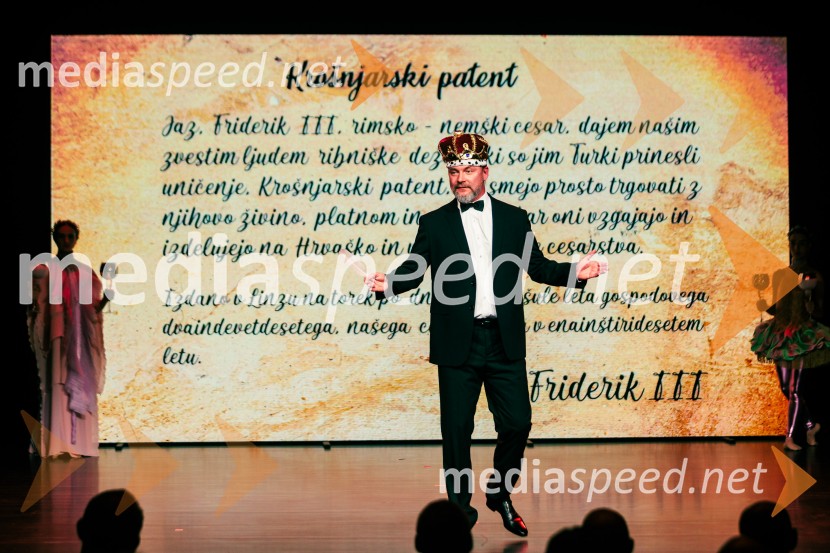 Zgodovinski dogodek za Ribnico. Urban center je odprt