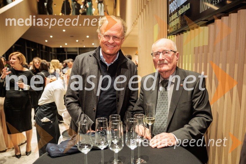 Zgodovinski dogodek za Ribnico. Urban center je odprt